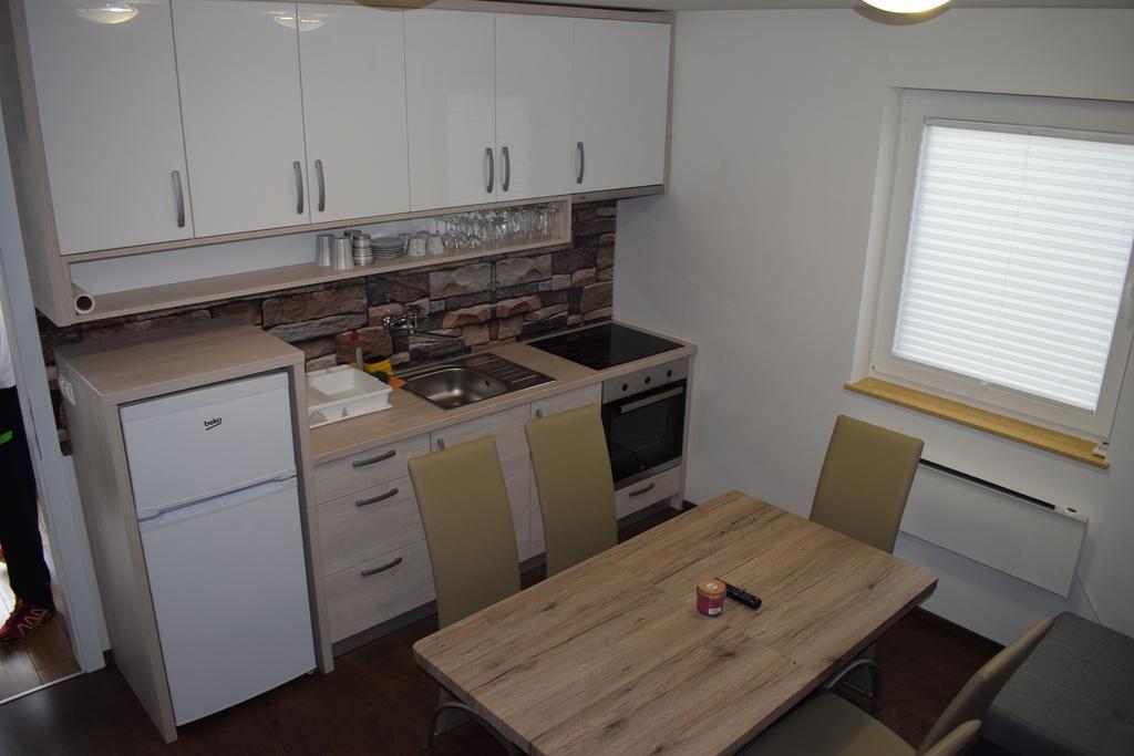 Borovnica Catez Apartman Catez ob Savi Kültér fotó