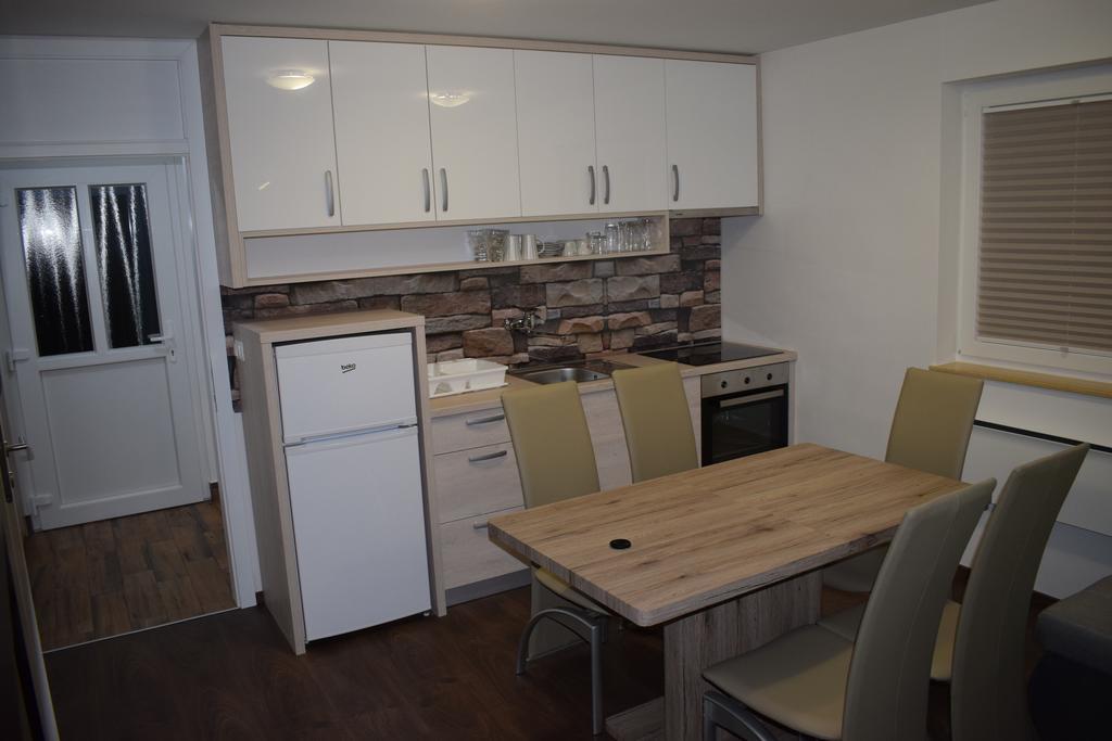 Borovnica Catez Apartman Catez ob Savi Kültér fotó